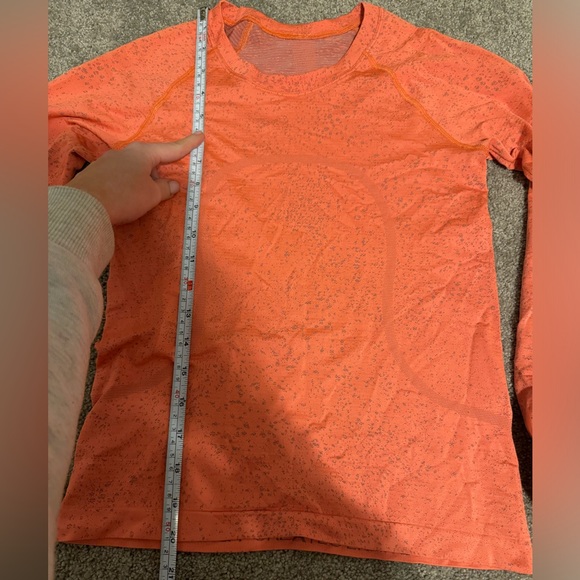 Women's lululemon Long Sleeve Top - Picture 4 of 5